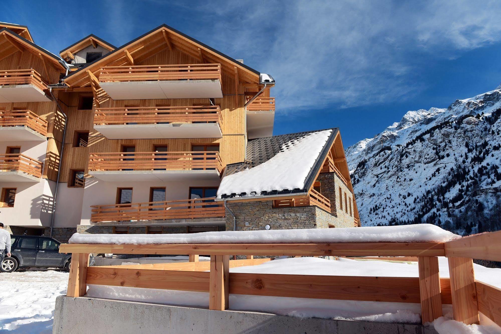 Residence Goelia Le Crystal Vaujany Exteriér fotografie